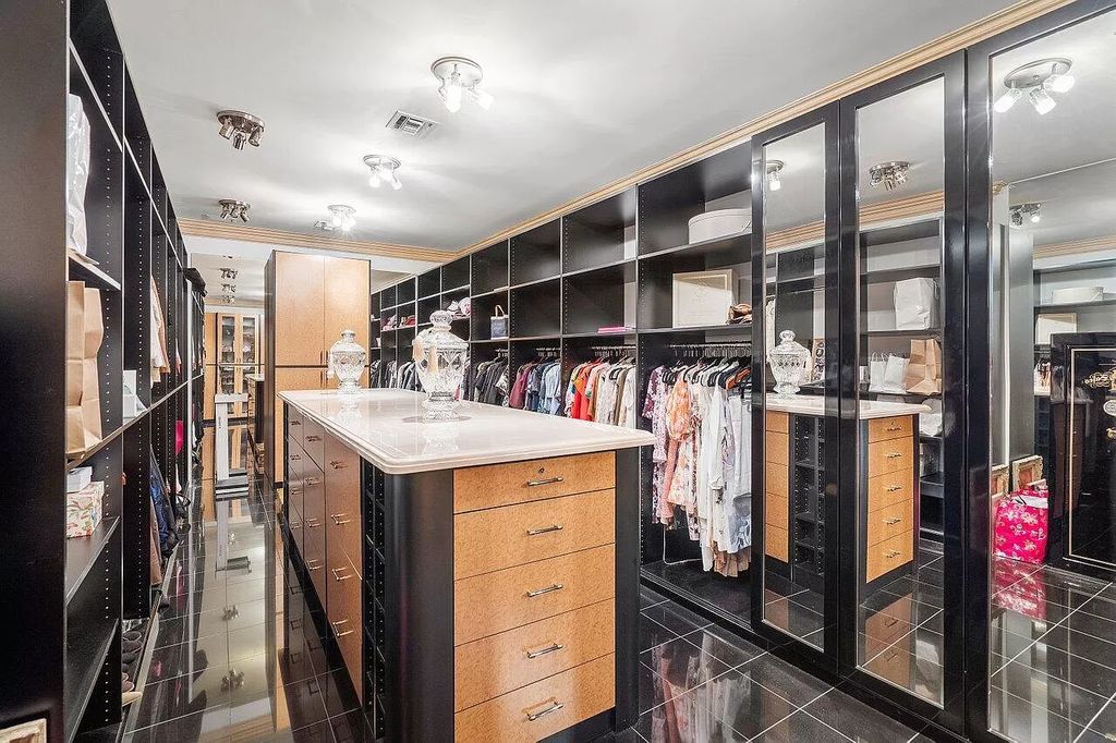 Discover the epitome of luxury living at 7894 Dunvagen Ct, a newly renovated masterpiece within Boca Raton's prestigious St. Andrews Country Club.