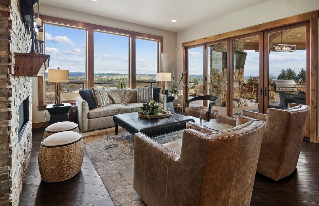 A Majestic Timber Framed Estate Offering Unobstructed Panoramic Views Priced at 5.75 Million 18