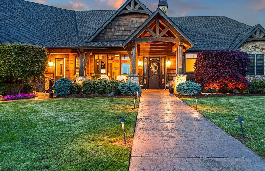 A Majestic Timber Framed Estate Offering Unobstructed Panoramic Views Priced at 5.75 Million 2