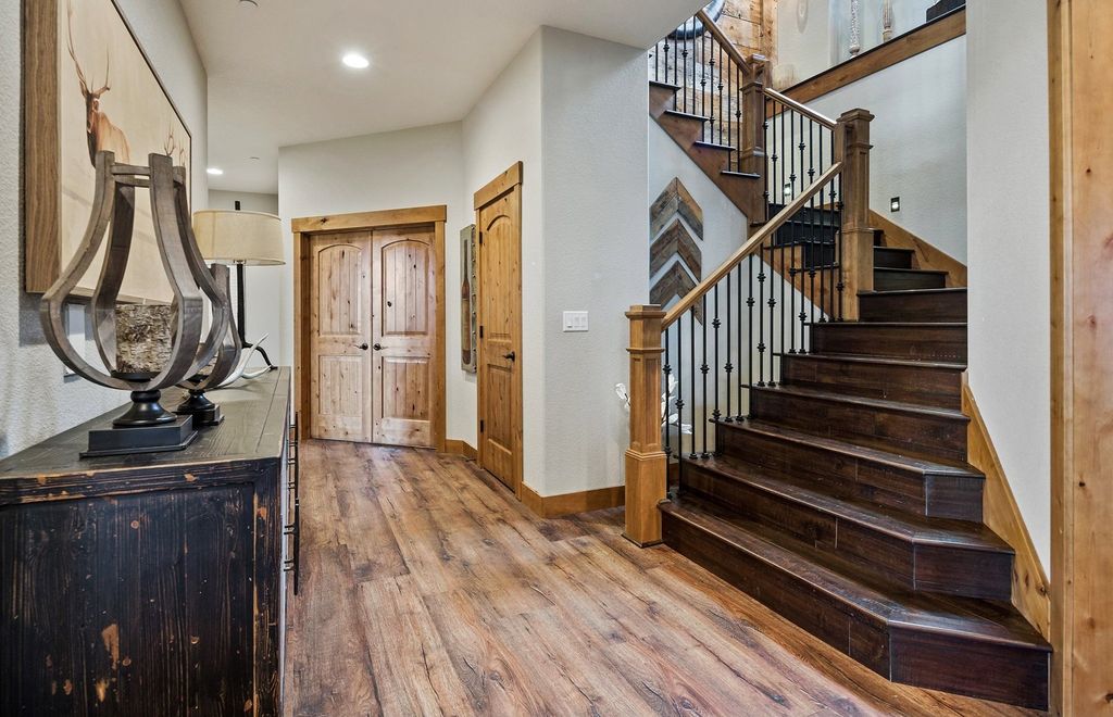 A Majestic Timber Framed Estate Offering Unobstructed Panoramic Views Priced at 5.75 Million 30