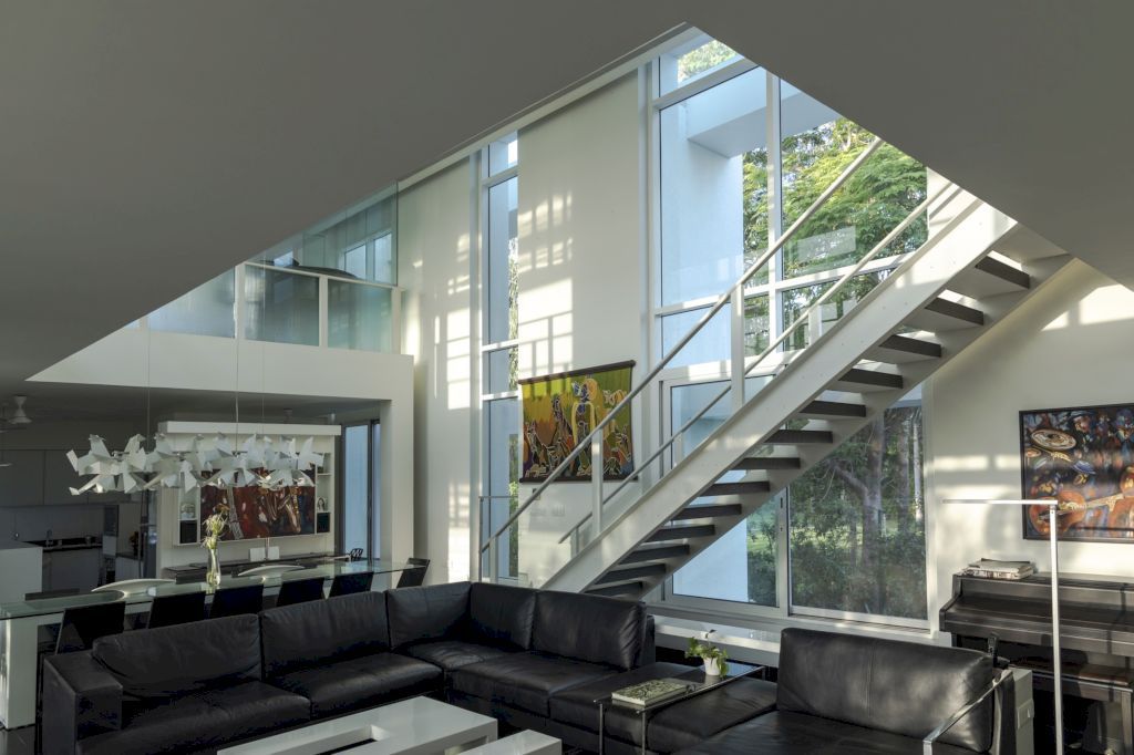 Aalloa Hills Residence Net Zero Oasis by INI Design Studio 4