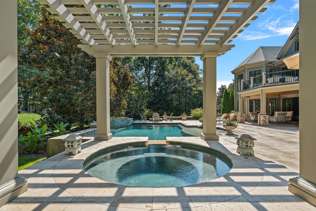 Artisan Custom Homes Creates a Stately Residence in North Carolina Priced at 2.295 Million 10