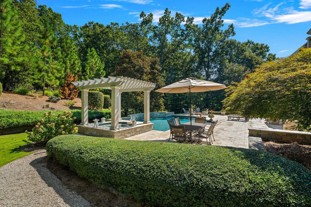 Artisan Custom Homes Creates a Stately Residence in North Carolina Priced at 2.295 Million 11