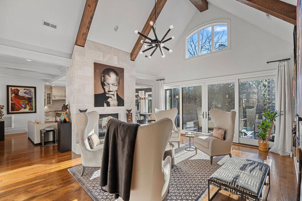 Artisan Custom Homes Creates a Stately Residence in North Carolina Priced at 2.295 Million 22