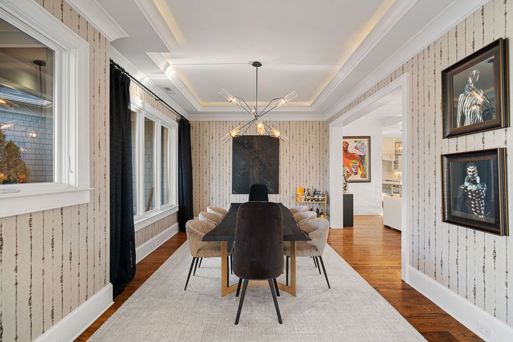 Artisan Custom Homes Creates a Stately Residence in North Carolina Priced at 2.295 Million 26