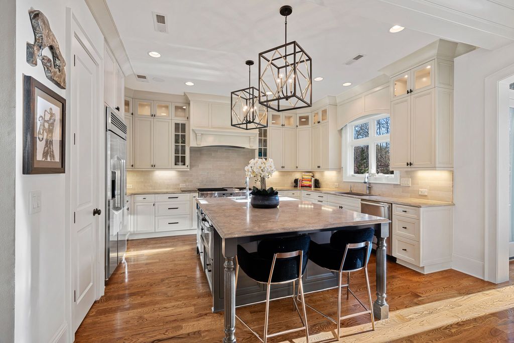 Artisan Custom Homes Creates a Stately Residence in North Carolina Priced at 2.295 Million 32