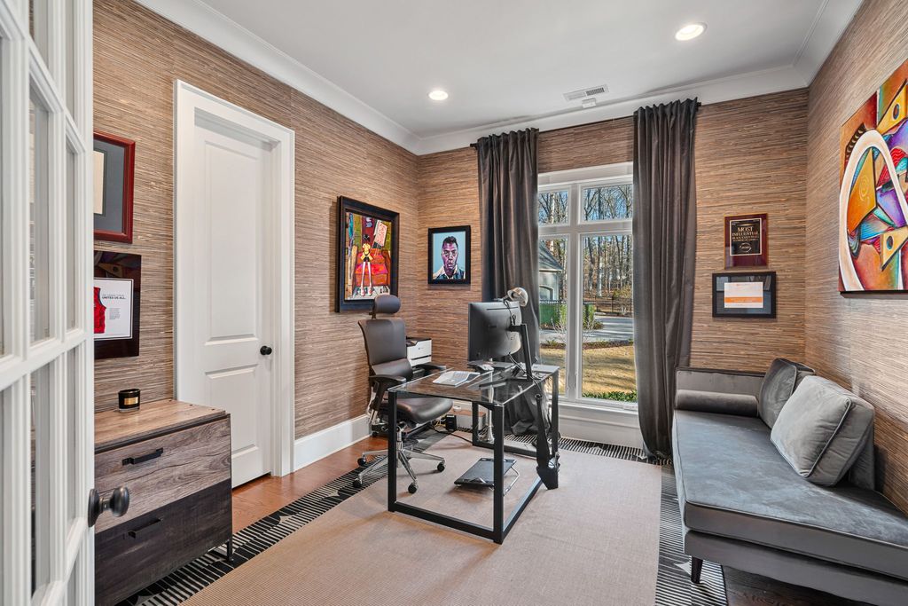 Artisan Custom Homes Creates a Stately Residence in North Carolina Priced at 2.295 Million 37