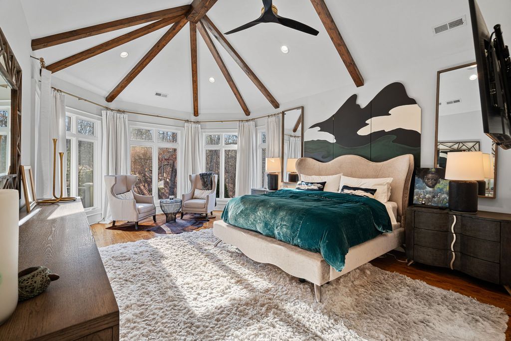 Artisan Custom Homes Creates a Stately Residence in North Carolina Priced at 2.295 Million 38