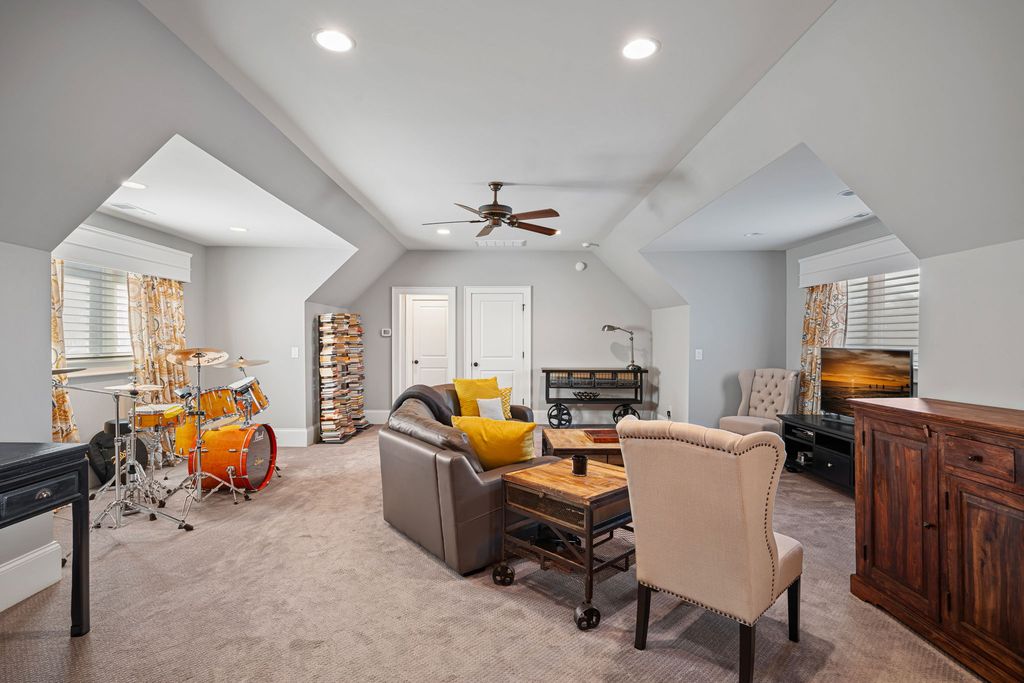 Artisan Custom Homes Creates a Stately Residence in North Carolina Priced at 2.295 Million 42
