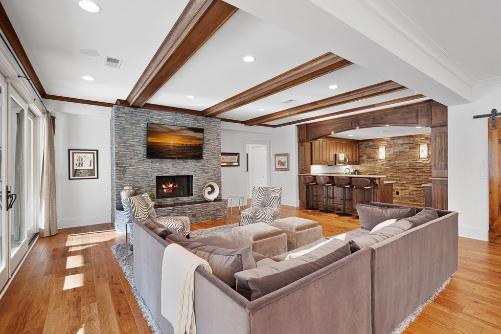 Artisan Custom Homes Creates a Stately Residence in North Carolina Priced at 2.295 Million 50
