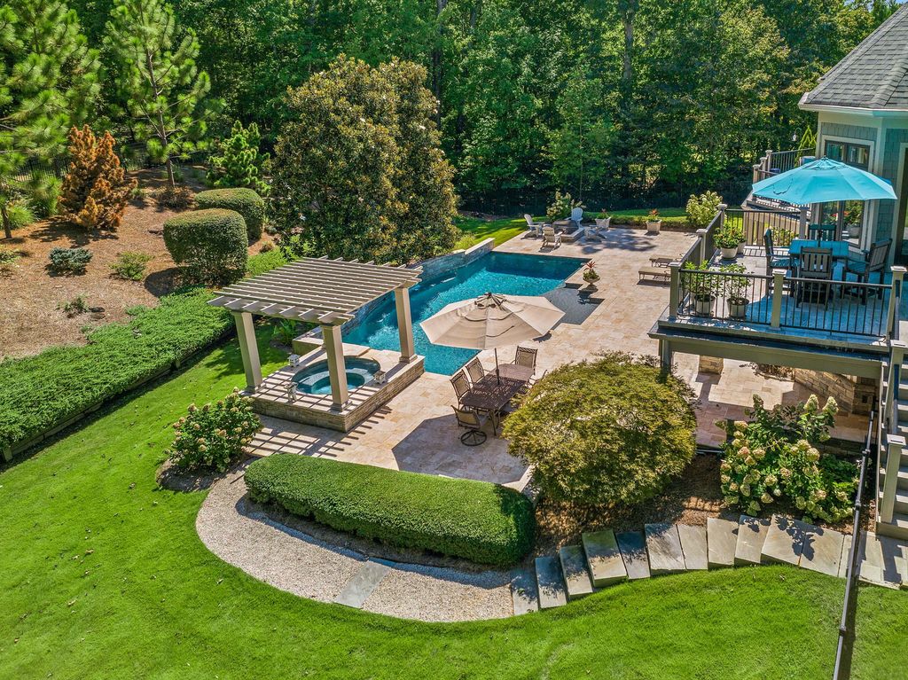 Artisan Custom Homes Creates a Stately Residence in North Carolina Priced at 2.295 Million 9