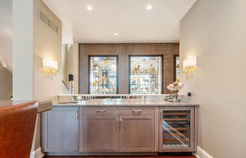 C.F. Holloways Extraordinary Custom Masterpiece in Pennsylvania Listed at 3.795 Million 13