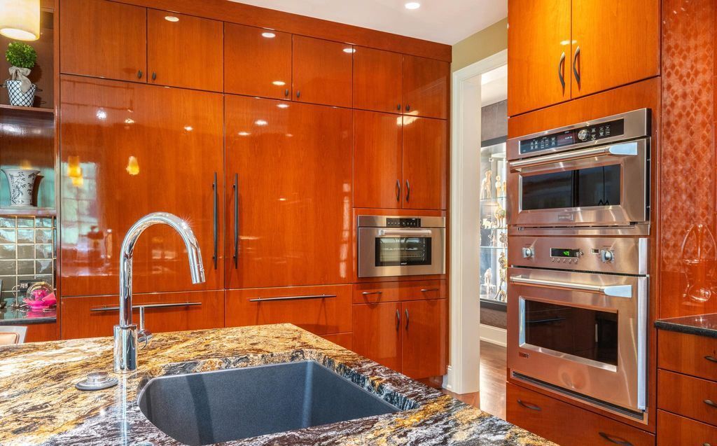 C.F. Holloways Extraordinary Custom Masterpiece in Pennsylvania Listed at 3.795 Million 15