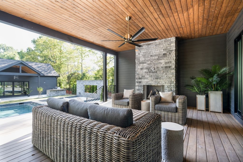 Captivating Tennessee Home a Haven for Family Enjoyment Listed at 4.49 Million 36