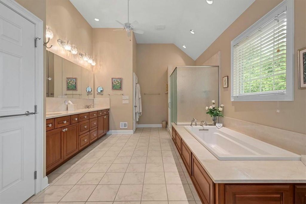 Costa Homebuilders Extraordinary Residence with Lush Landscaping in Pennsylvania Listed at 2.295 Million 34