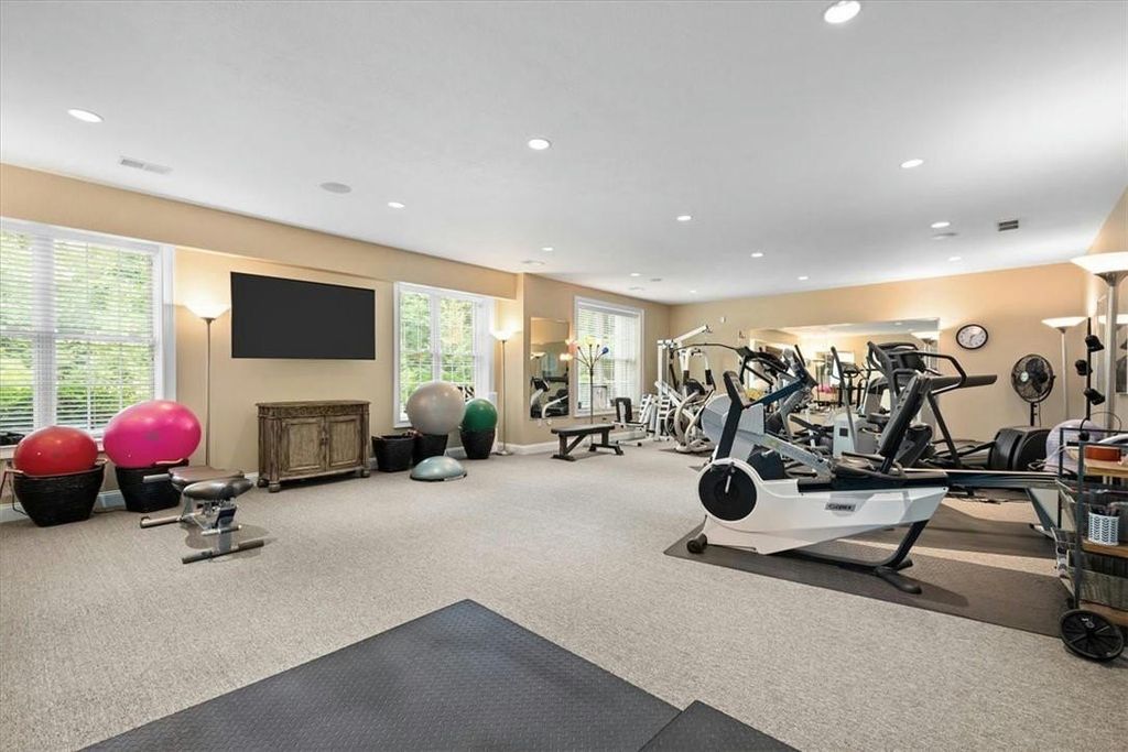 Costa Homebuilders Extraordinary Residence with Lush Landscaping in Pennsylvania Listed at 2.295 Million 39