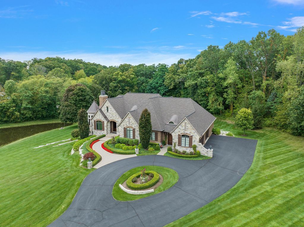 Custom Built 2.25 Million Ranch for Sale in Michigan Offers Luxury Living at Its Finest 4