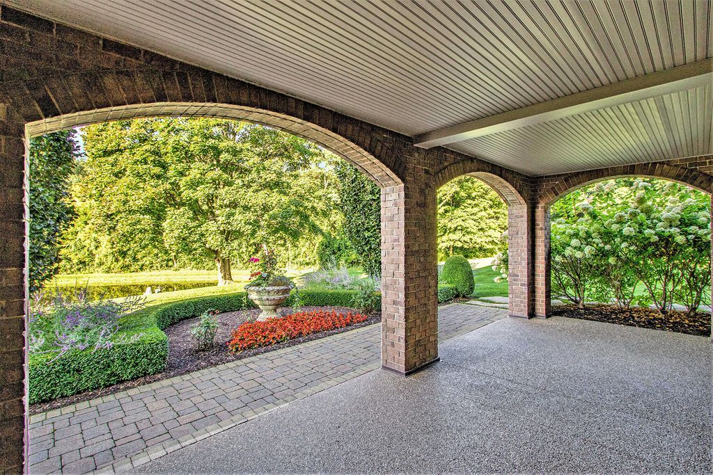 Custom Built 2.25 Million Ranch for Sale in Michigan Offers Luxury Living at Its Finest 50