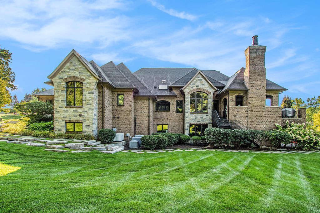 Custom Built 2.25 Million Ranch for Sale in Michigan Offers Luxury Living at Its Finest 8