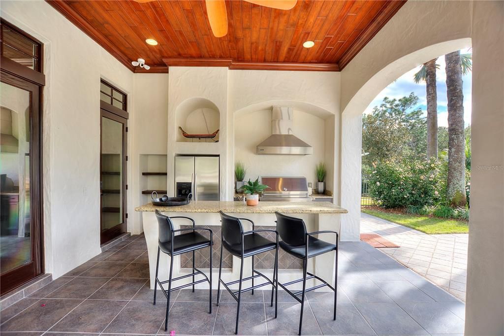 Named "Millionaires Cove," this Tudor Tuscan marvel blends Balinese and Indian influences. The gated community, housing only 29 residences, with 10 enjoying private lake access, ensures exclusive serenity.