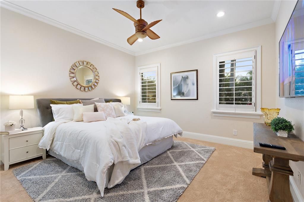 Named "Millionaires Cove," this Tudor Tuscan marvel blends Balinese and Indian influences. The gated community, housing only 29 residences, with 10 enjoying private lake access, ensures exclusive serenity.