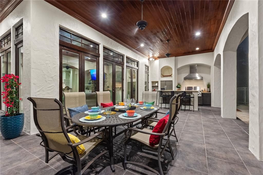 Named "Millionaires Cove," this Tudor Tuscan marvel blends Balinese and Indian influences. The gated community, housing only 29 residences, with 10 enjoying private lake access, ensures exclusive serenity.