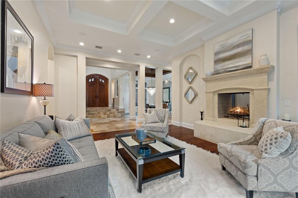 Named "Millionaires Cove," this Tudor Tuscan marvel blends Balinese and Indian influences. The gated community, housing only 29 residences, with 10 enjoying private lake access, ensures exclusive serenity.