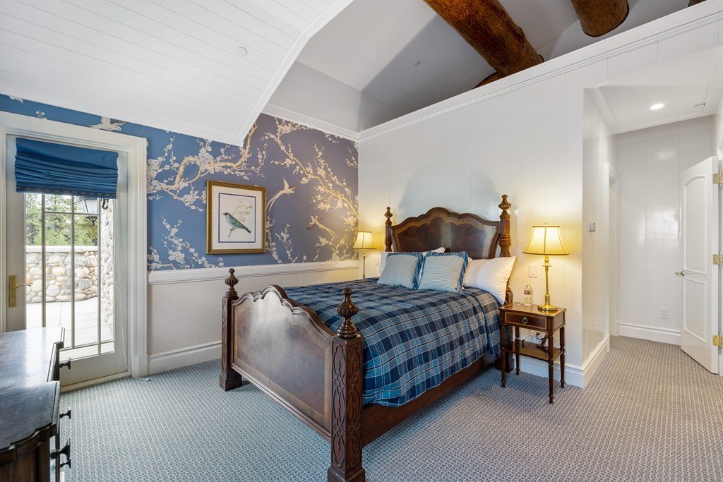 Exclusive 13.9 Million Mountain Retreat Offers Unrivaled Views and Unsurpassed Luxury in Idaho 31