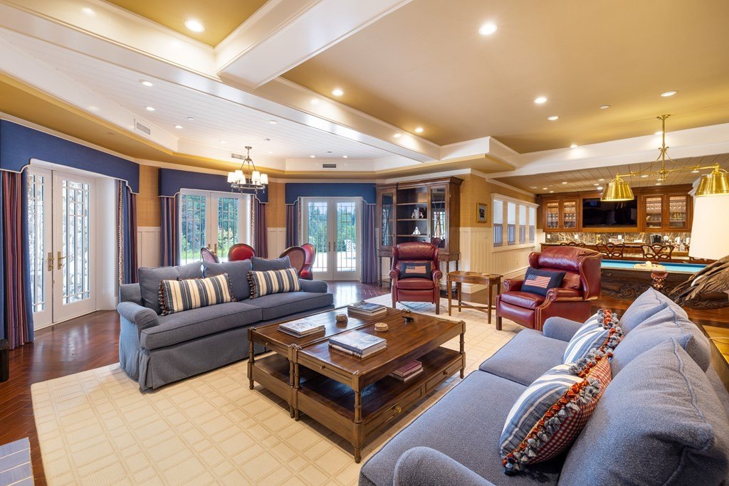 Exclusive 13.9 Million Mountain Retreat Offers Unrivaled Views and Unsurpassed Luxury in Idaho 40