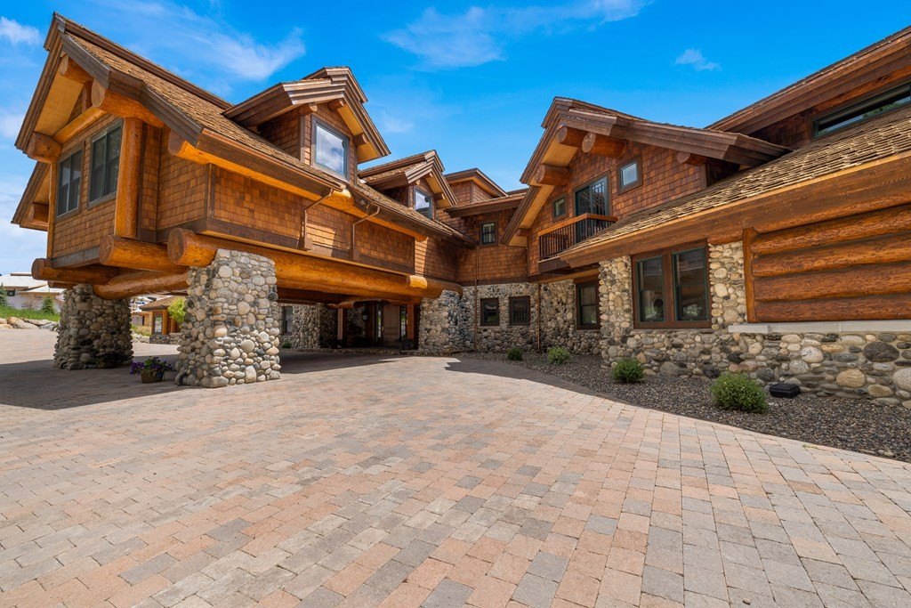 Exclusive 13.9 Million Mountain Retreat Offers Unrivaled Views and Unsurpassed Luxury in Idaho 6