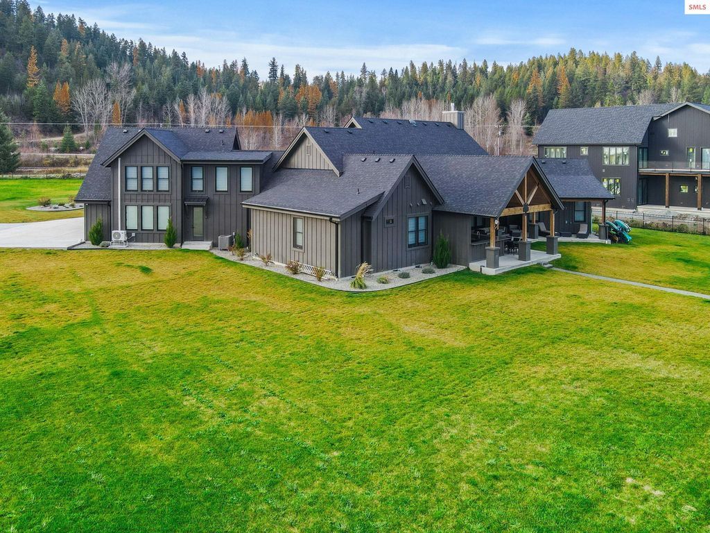 Explore North Idahos Beauty Luxury Waterfront Estate Available for 6 Million 48