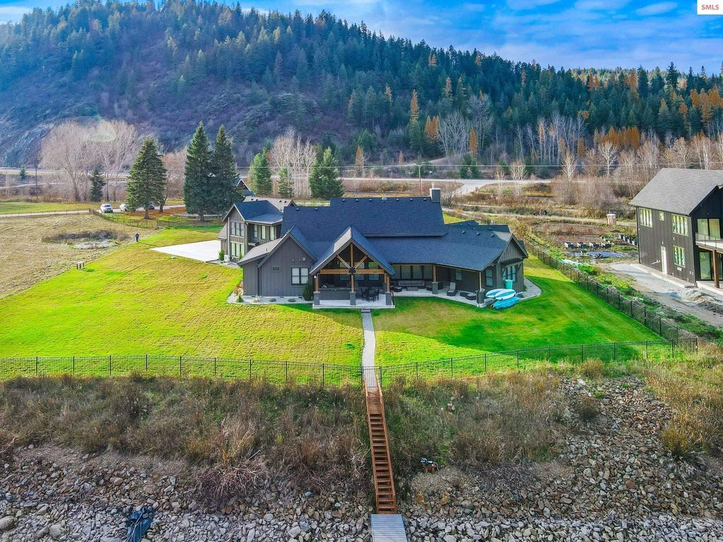 Explore North Idahos Beauty Luxury Waterfront Estate Available for 6 Million 49