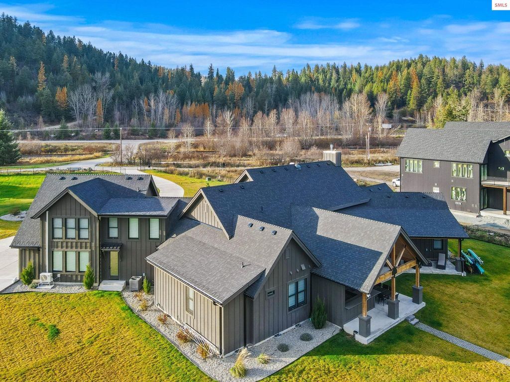 Explore North Idahos Beauty Luxury Waterfront Estate Available for 6 Million 50