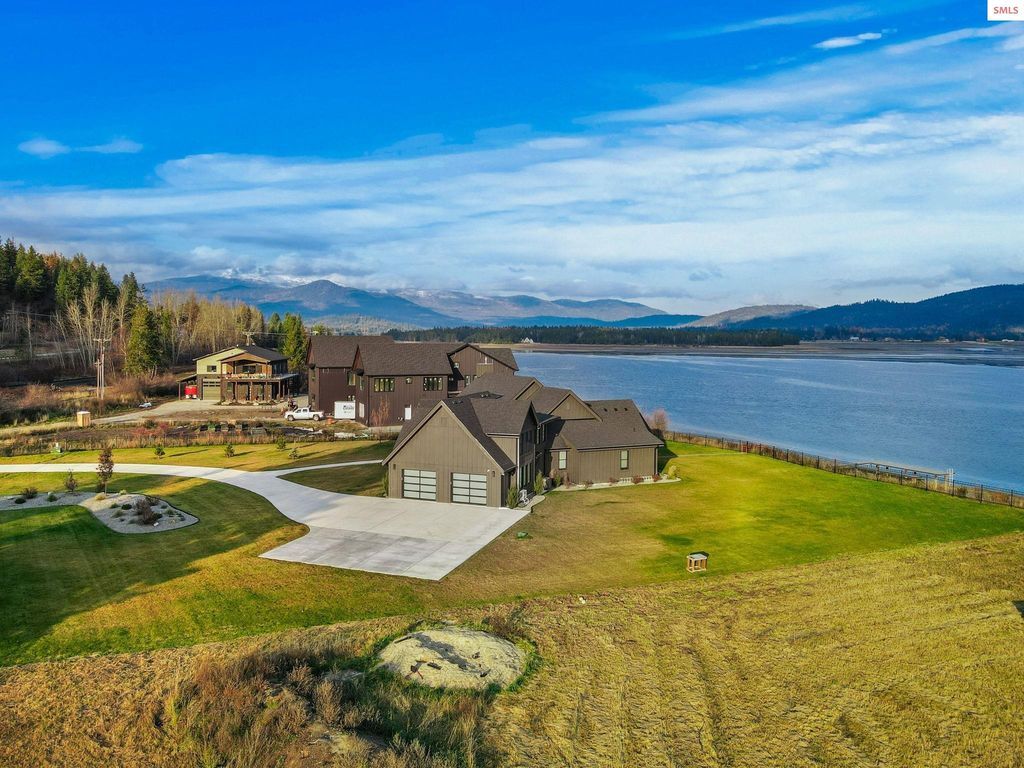 Explore North Idahos Beauty Luxury Waterfront Estate Available for 6 Million 52