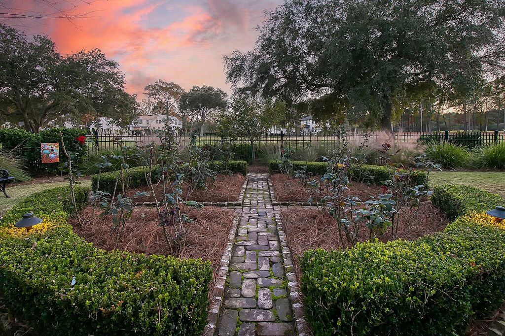 Exquisite Island Living 3.895 Million Golf Course Views Home in South Carolina 45