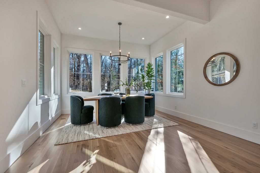 Exquisite Modern Design Tennessee Property with Breathtaking Views Available for 3699900 29