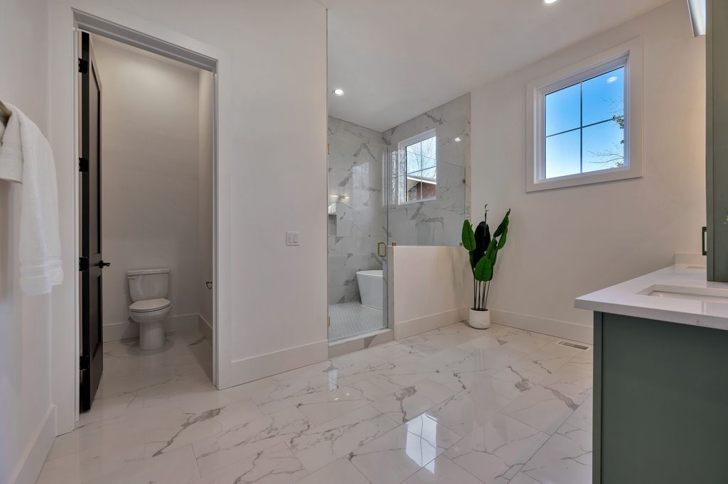 Exquisite Modern Design Tennessee Property with Breathtaking Views Available for 3699900 34