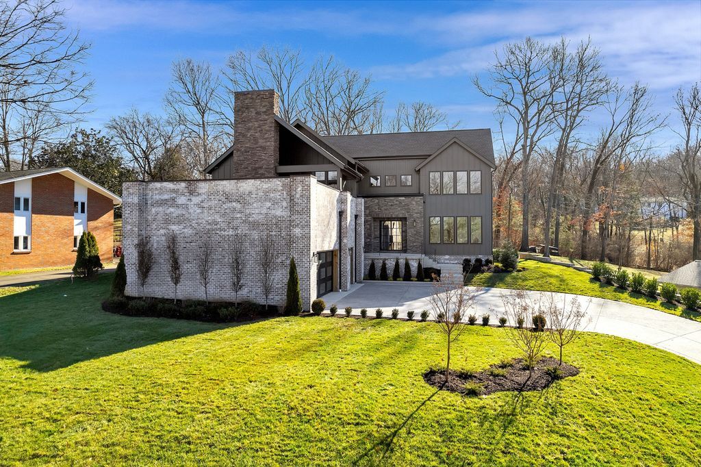 Exquisite Modern Design Tennessee Property with Breathtaking Views Available for 3699900 4