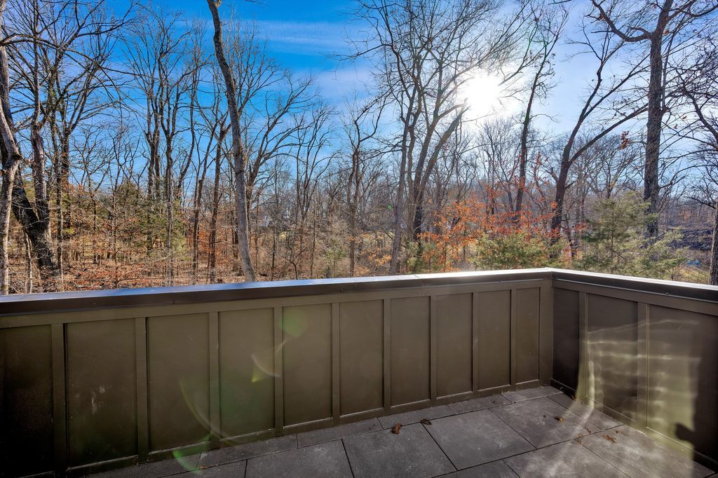 Exquisite Modern Design Tennessee Property with Breathtaking Views Available for 3699900 43
