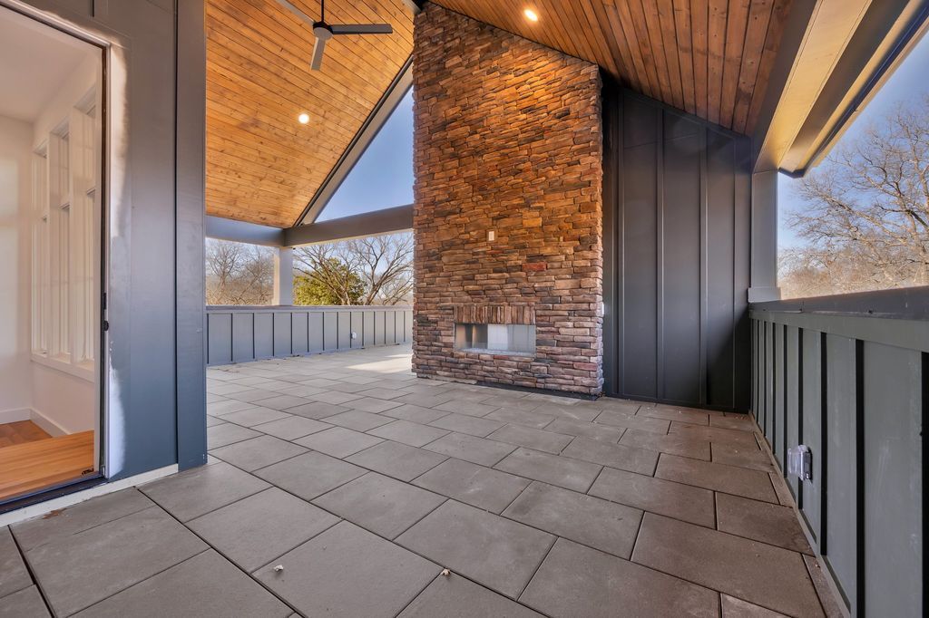 Exquisite Modern Design Tennessee Property with Breathtaking Views Available for 3699900 49