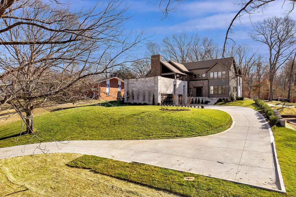 Exquisite Modern Design Tennessee Property with Breathtaking Views Available for 3699900 5