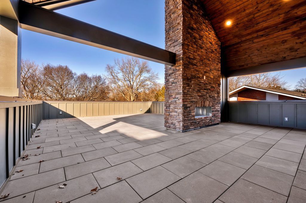 Exquisite Modern Design Tennessee Property with Breathtaking Views Available for 3699900 50