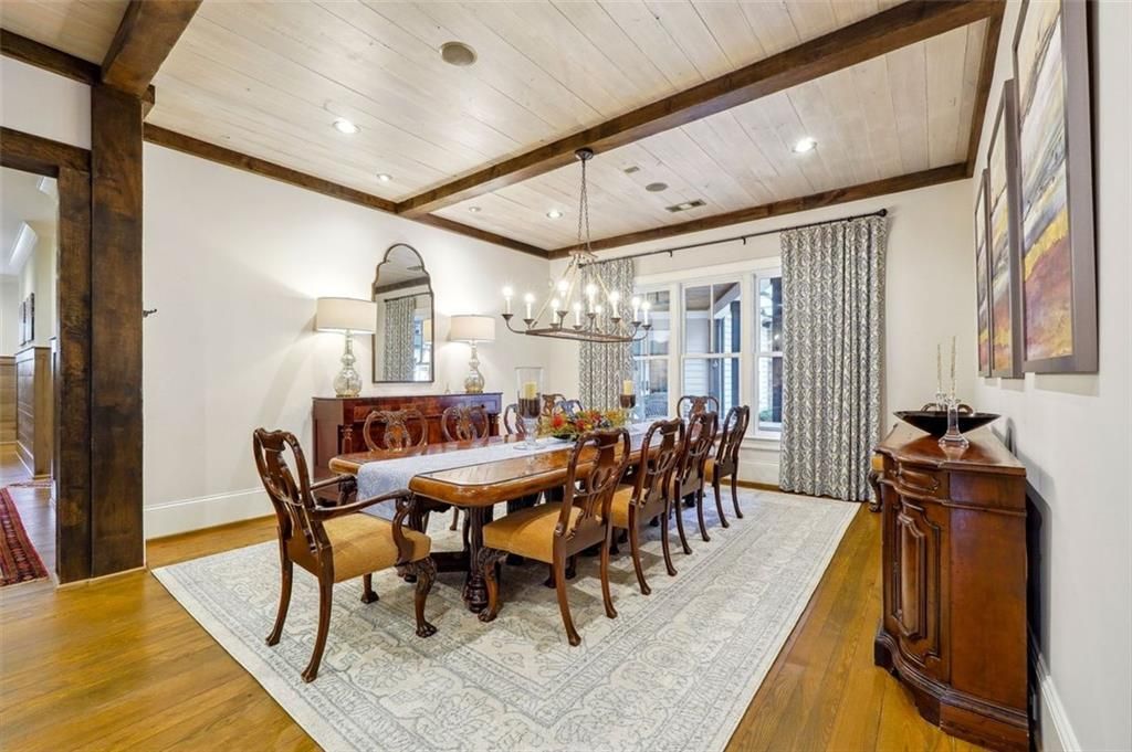 Georgias 9 Million Gem Luxe Smart Home Marrying Opulence and High Tech Living 20