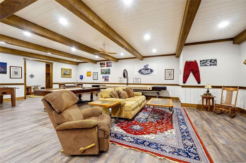 Georgias 9 Million Gem Luxe Smart Home Marrying Opulence and High Tech Living 48