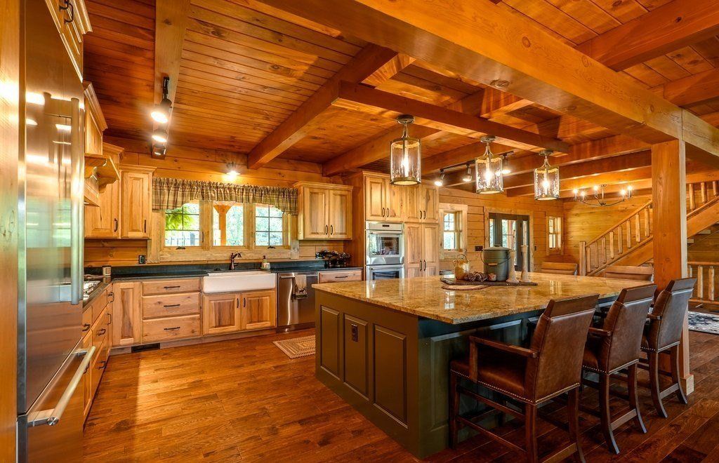 Harmonious Blend of Rustic Charm and Modern Luxury Magnificent Ohio Residence Listed at 2.4 Million 13