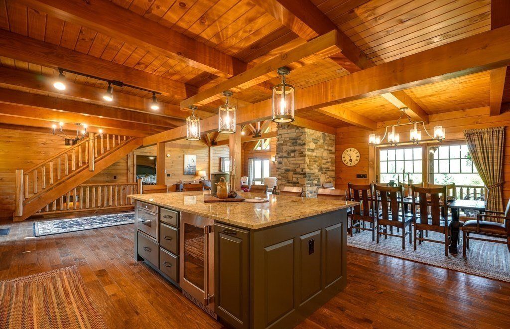 Harmonious Blend of Rustic Charm and Modern Luxury Magnificent Ohio Residence Listed at 2.4 Million 14