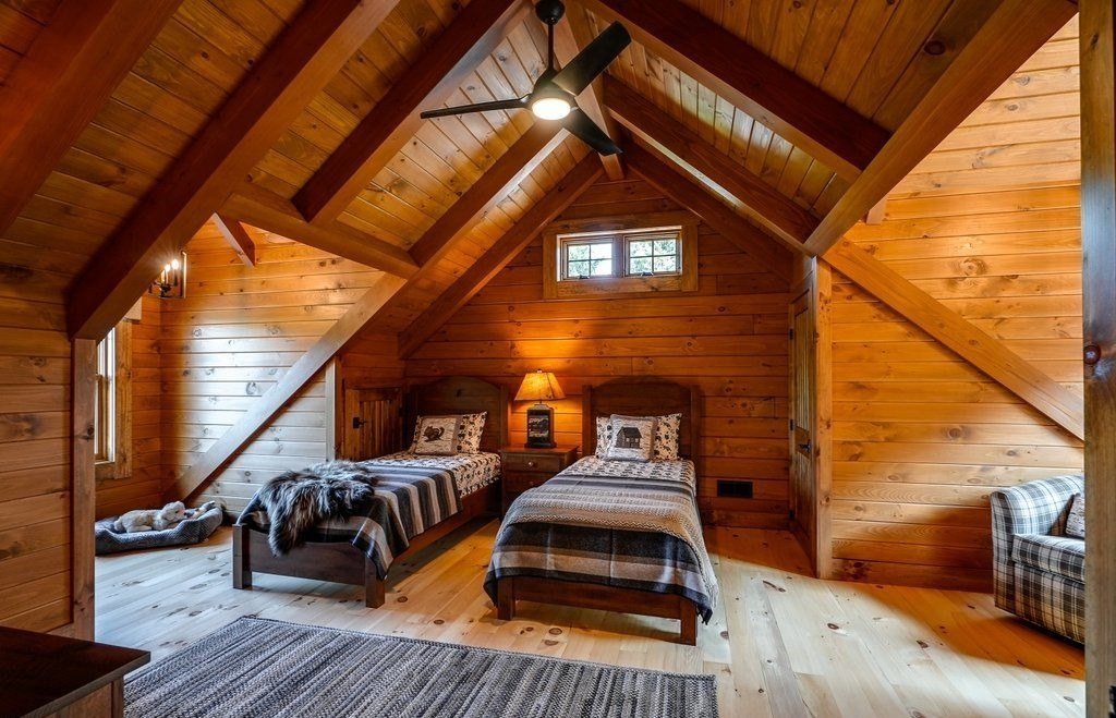 Harmonious Blend of Rustic Charm and Modern Luxury Magnificent Ohio Residence Listed at 2.4 Million 29