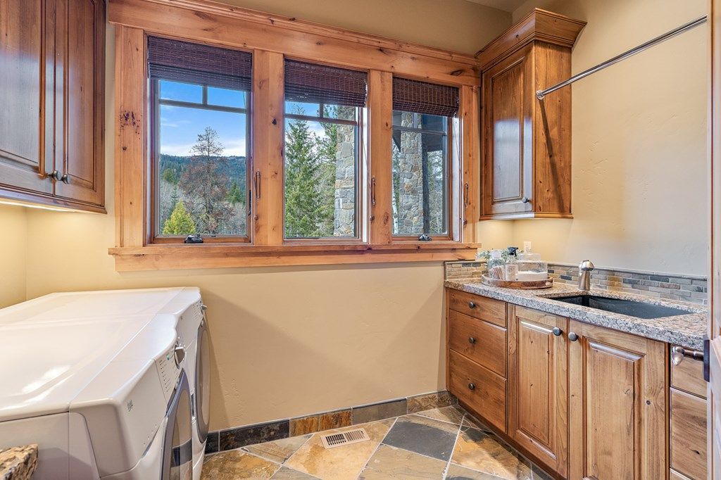Idyllic Elegance Fairway Residence Nestled in Tamarack Resort Idaho Now Available at 4.4 Million 12