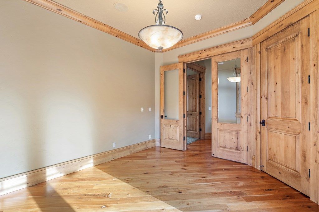 Idyllic Elegance Fairway Residence Nestled in Tamarack Resort Idaho Now Available at 4.4 Million 18