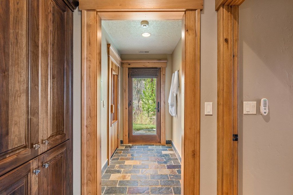 Idyllic Elegance Fairway Residence Nestled in Tamarack Resort Idaho Now Available at 4.4 Million 26